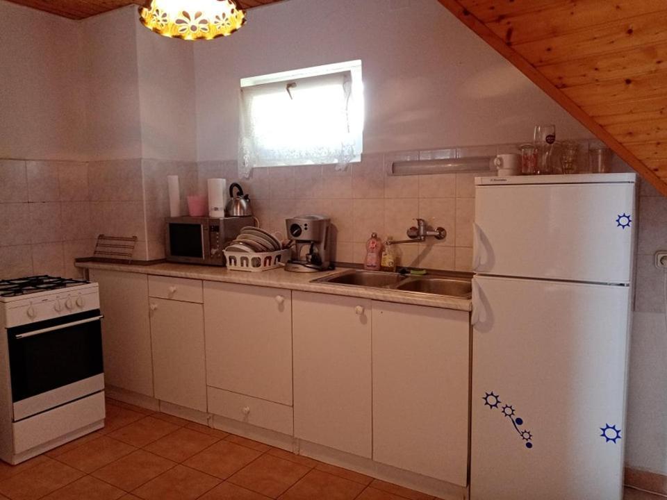 Tóra nyíló vendégház badacsonytomaj Badacsonytomaj Exterior foto